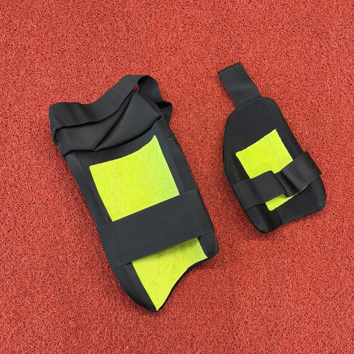 VOO Thigh Pads - Premium Thigh Protection - Black